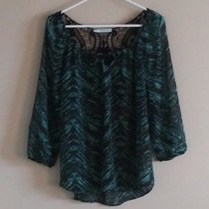 Maurices Teal and Black Shirt Size Large